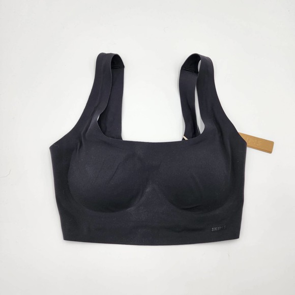 SKIMS Other - Skims Naked Scoop Longline Bra in Onyx Size S